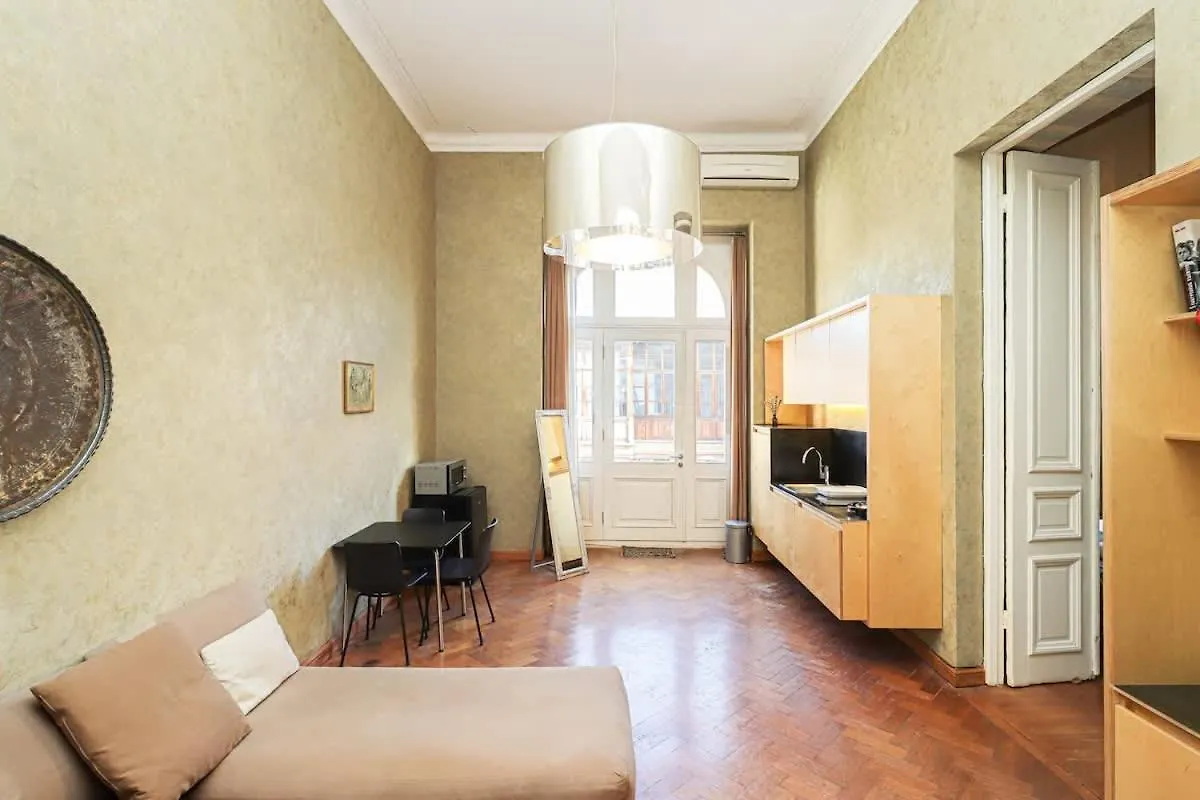 1-Br Apt In Central Tbilisi By Wehost Holiday home